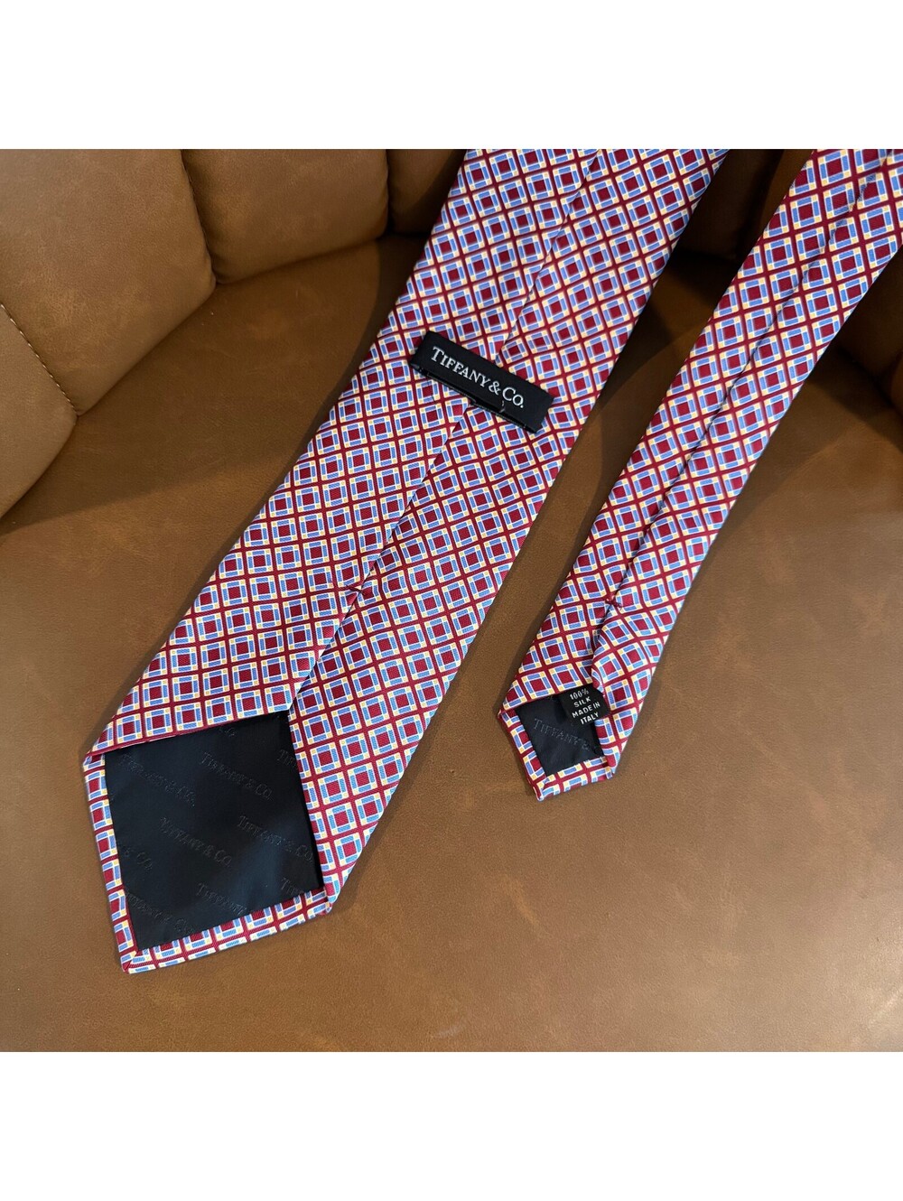 Tiffany & Co. Men's 100% Silk Made in Italy Neck Tie Geometric Pattern